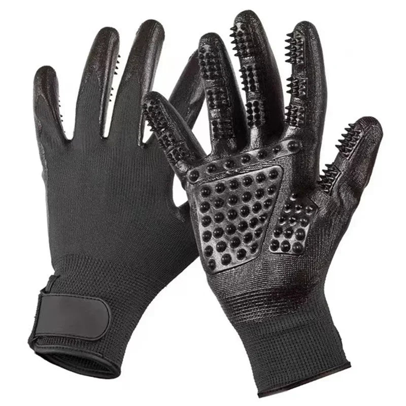 A Pair of Pet Bath Gloves