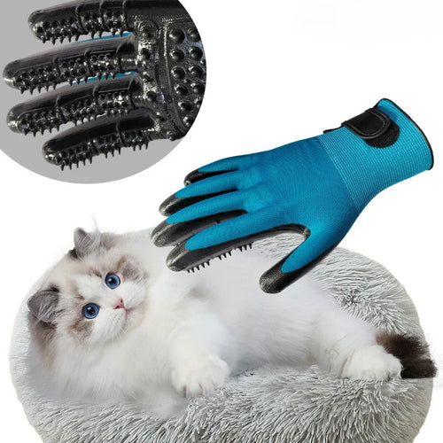 A Pair of Pet Bath Gloves
